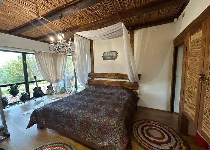 Chervona Kalyna Cottage
